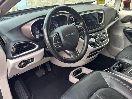 Velvet Red 2018 Chrysler Pacifica Touring-L Plus