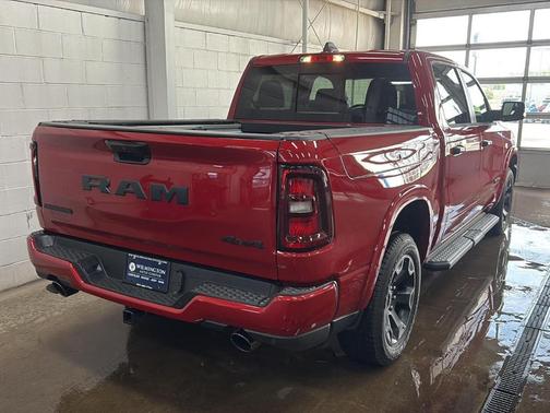 Molten Red Pearlcoat 2026 RAM 1500 Big Horn
