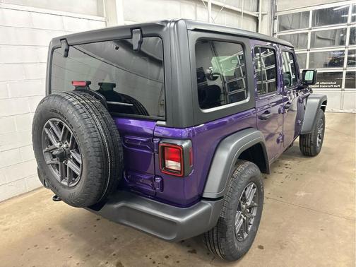 REIGN 2026 Jeep Wrangler Sport