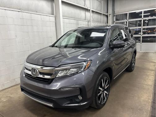 2022 Honda Pilot Touring 7-Passenger
