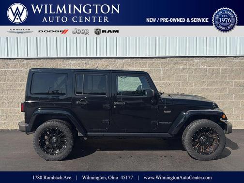 Black Clearcoat 2016 Jeep Wrangler Unlimited Sahara
