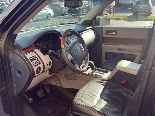 Tuxedo Black Metallic 2011 Ford Flex SEL