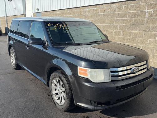 Tuxedo Black Metallic 2011 Ford Flex SEL