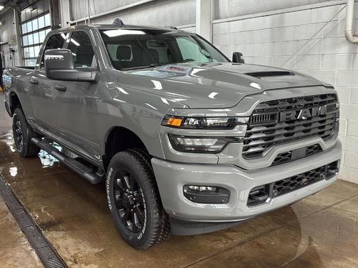 Ceramic Gray Clearcoat 2026 RAM 2500 Black Express