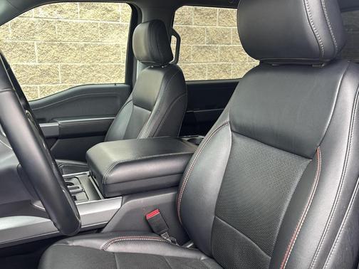 Agate Black 2021 Ford F-150 Lariat