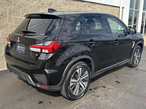 2023 Mitsubishi Outlander Sport SE