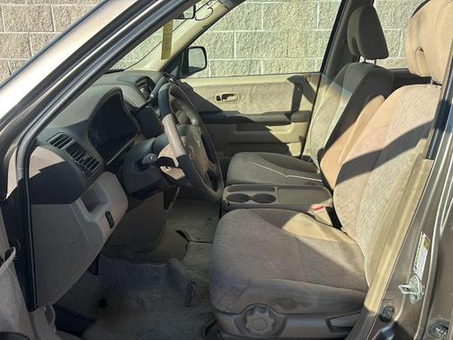 Gold 2005 Honda CR-V LX