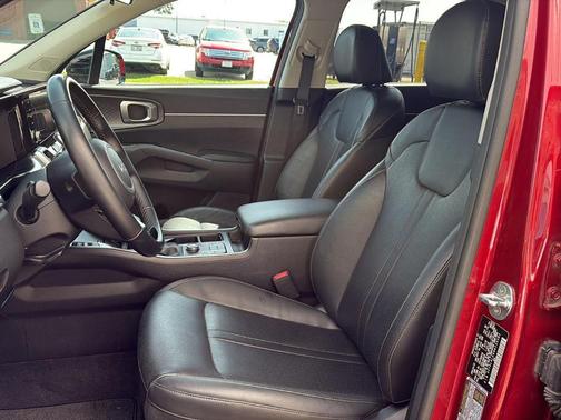 Passion Red Tintcoat 2022 Kia Sorento S