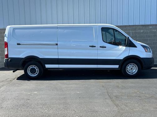 2020 Ford Transit-150 
