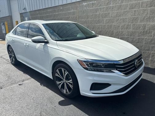 2022 Volkswagen Passat 2.0T SE