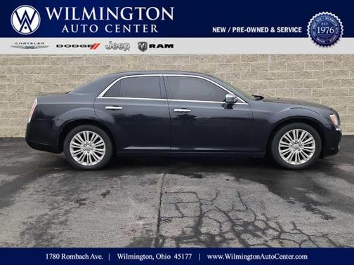 2013 Chrysler 300C Base