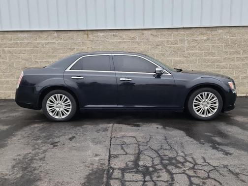 2013 Chrysler 300C Base