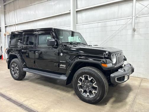 2024 Jeep Wrangler Sahara