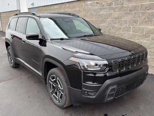 Diamond Black 2026 Jeep Cherokee LAREDO/LIMITED