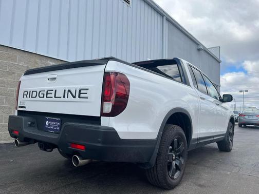 2024 Honda Ridgeline Black Edition