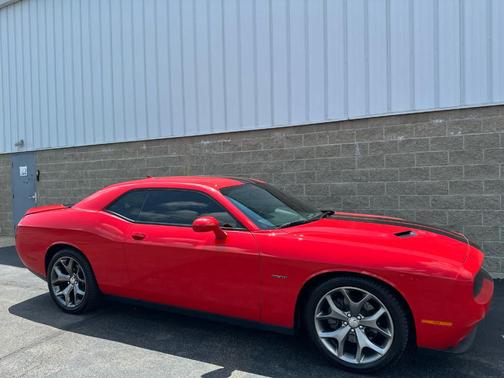 2015 Dodge Challenger R/T Plus