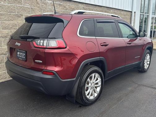 Velvet Red Pearlcoat 2019 Jeep Cherokee Latitude