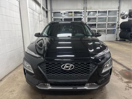 2021 Hyundai KONA SEL Plus