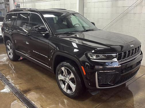 Diamond Black 2026 Jeep Grand Cherokee L Limited