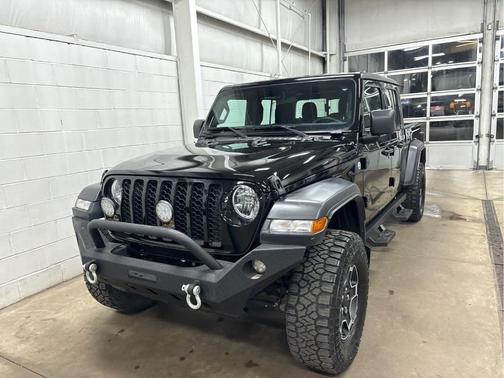 2021 Jeep Gladiator Sport