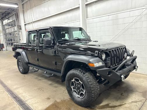 2021 Jeep Gladiator Sport