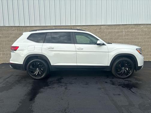 2023 Volkswagen Atlas 2.0T SE