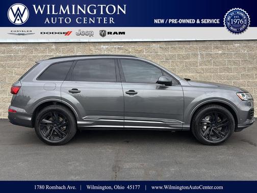 Samurai Gray Metallic 2021 Audi Q7 55 Premium Plus