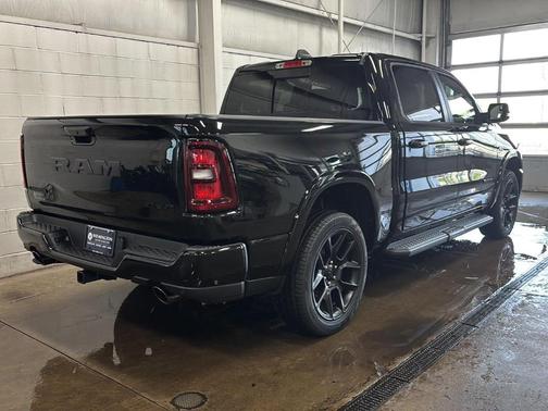 Diamond Black 2026 RAM 1500 Laramie