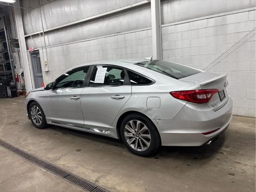 2015 Hyundai SONATA Sport