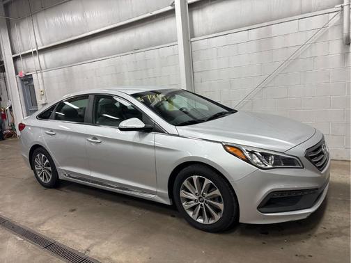 2015 Hyundai SONATA Sport