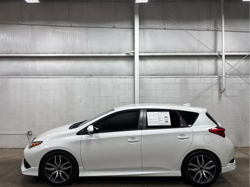 2017 Toyota Corolla iM Base