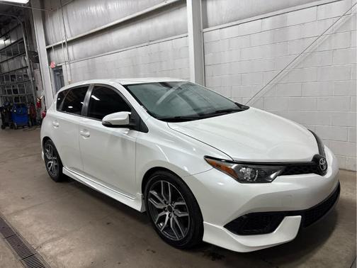 2017 Toyota Corolla iM Base