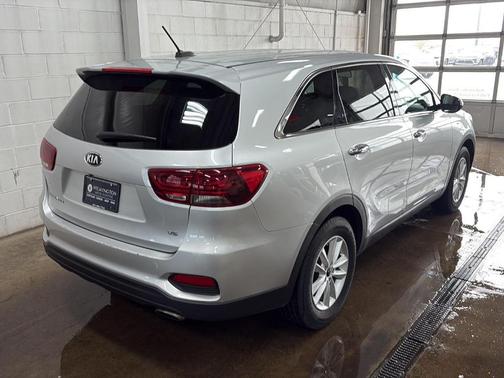 2019 Kia Sorento LX V6