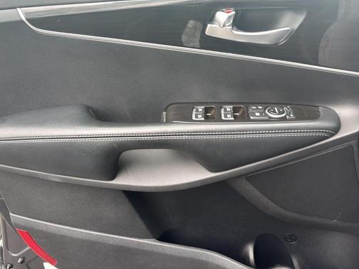 Platinum Graphite 2019 Kia Sorento LX