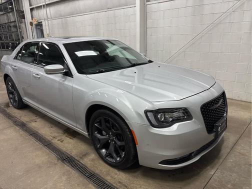 2023 Chrysler 300 S
