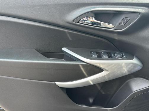 Mosaic Black Metallic 2024 Chevrolet Trax LS