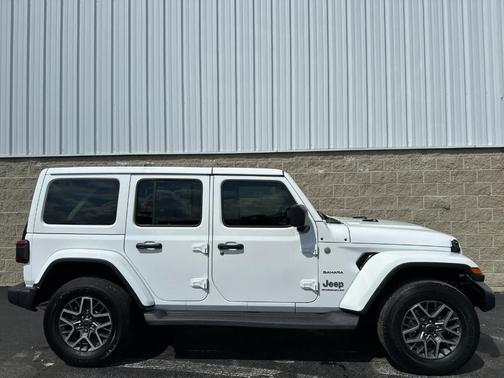 2024 Jeep Wrangler Sahara