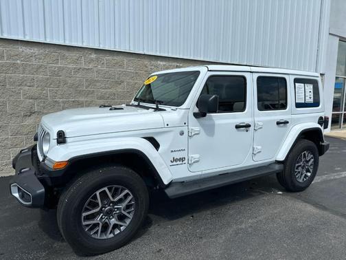 2024 Jeep Wrangler Sahara
