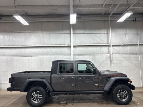 2025 Jeep Gladiator Mojave