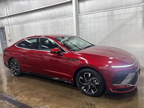 2025 Hyundai SONATA SEL