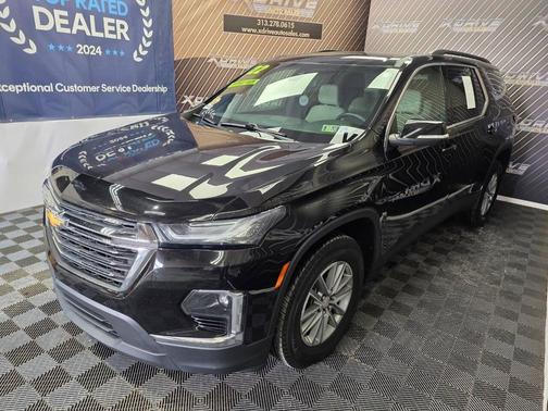 2022 Chevrolet Traverse LT Cloth