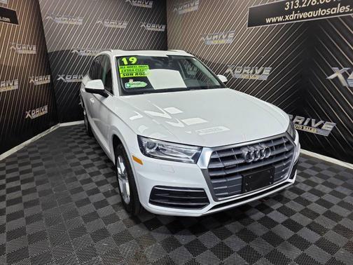 2019 Audi Q5 45 Premium