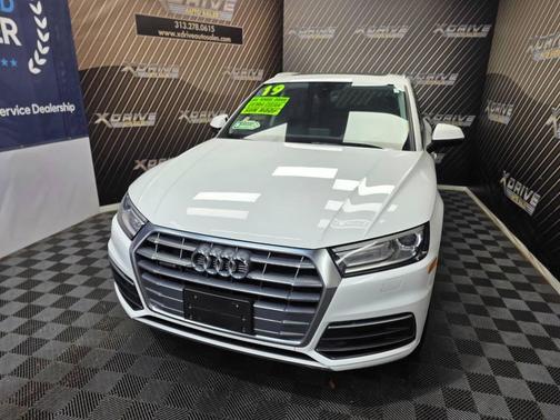 2019 Audi Q5 45 Premium