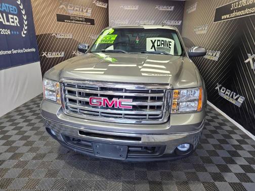 Gray 2009 GMC Sierra 1500 SLE1