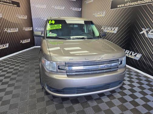 Tan 2014 Ford Flex SE