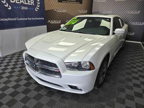 2014 Dodge Charger SXT
