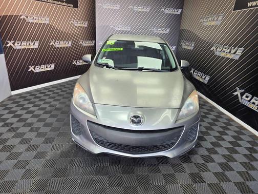 2013 Mazda Mazda3 i Touring