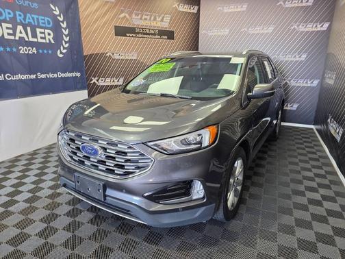 2020 Ford Edge Titanium