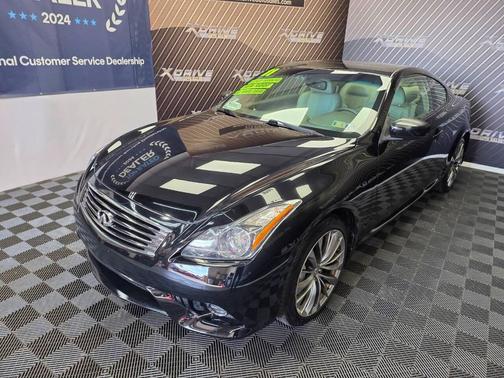 2011 INFINITI G37x Base