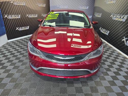 2016 Chrysler 200 Limited